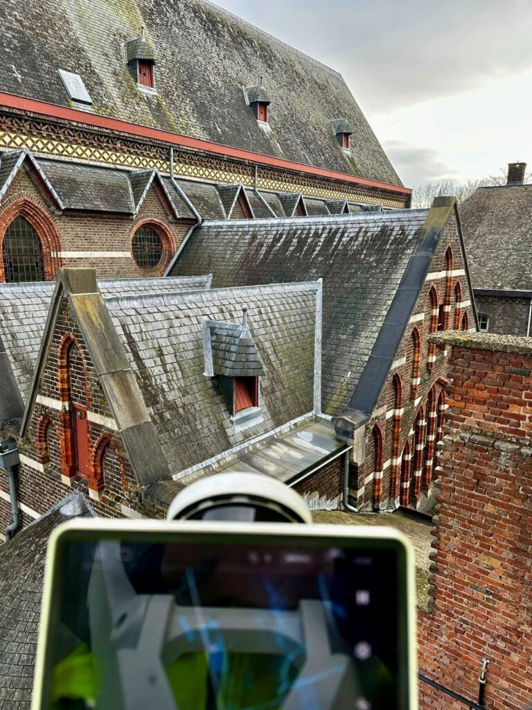 Opmeting Achelse Kluis door LSG Landmeters.